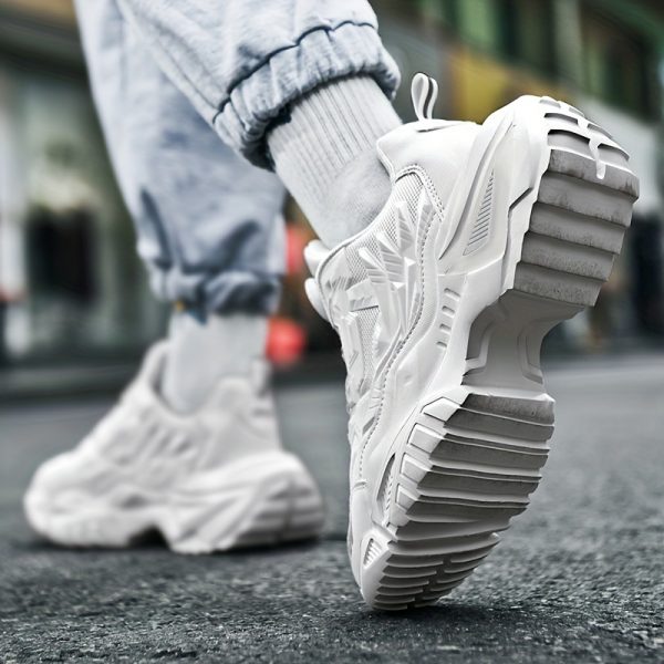 حذاء جري رجالي خفيف قابل للتنفس بنعل TPU غير قابل للانزلاق