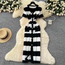 2025 الصيف الخامس الرقبة سترة متماسكة ميدي اللباس المرأة الإمبراطورية محبوك اللباس