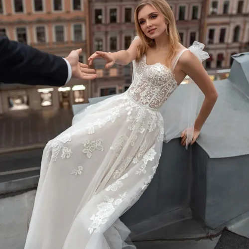 أزياء الزفاف الحبيب الرقبة ثوب الدانتيل يزين زر القطار