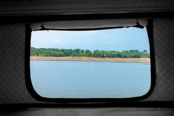 New Arrival Camper Trailer Car Roof Tent Box Clamshell Aluminium Roof Top Tent and Awning