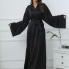 سيدة مسلمة مفتوحة عباية طويلة بالأزرار الربيع الصيف الملابس العرقية الإسلامية النساء العربية كيمونو الكلاسيكية قفطان أسود S-XXL