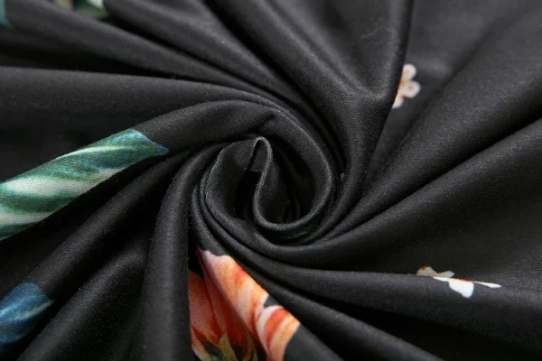 فستان نسائي من الشاش بتصميم ربيعي جديد موديل 2024 برقبة دائرية مزين بالترتر ومنظور