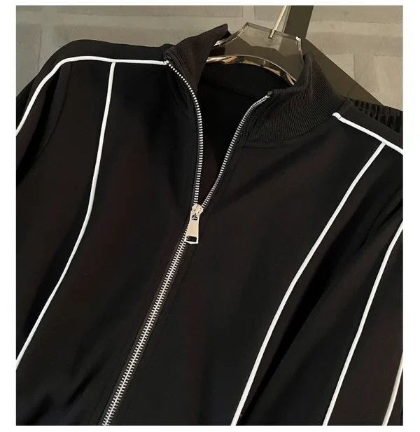 مجموعة ملابس رياضية نسائية ذات ألوان مختلفة لربيع وخريف