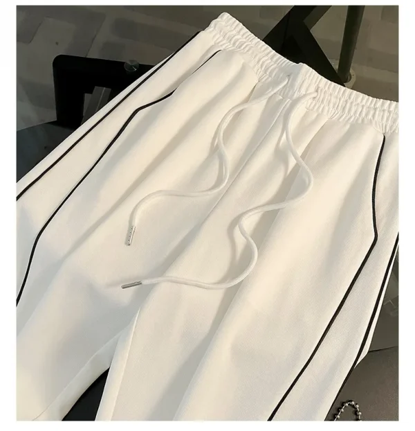 مجموعة ملابس رياضية نسائية ذات ألوان مختلفة لربيع وخريف