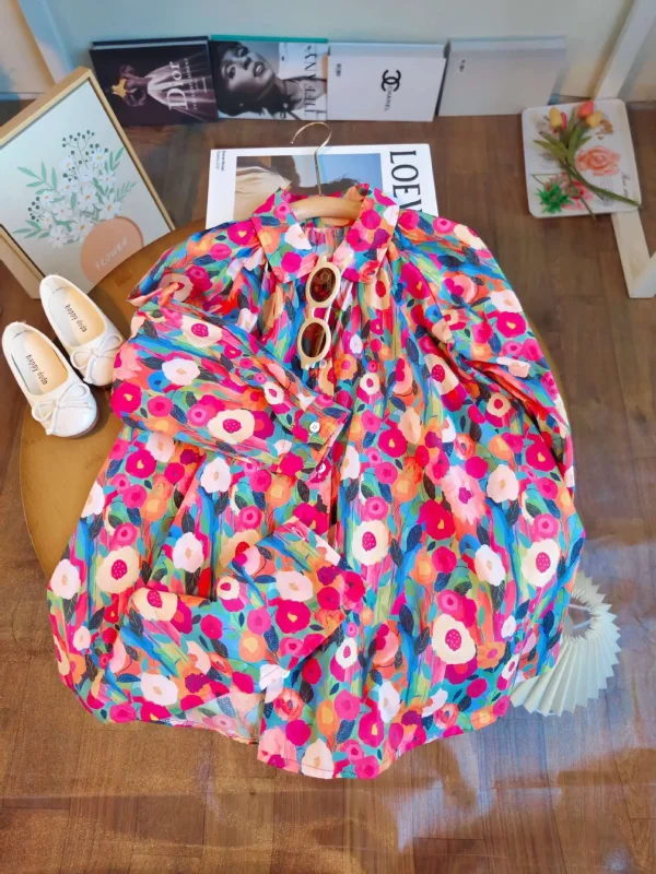 فستان للفتيات للربيع والصيف من عمر 2-8 سنوات بطباعة كاملة على شكل زهرة ورسم زيتي على شكل طية صدر السترة فستان الأميرة بصدر واحد للفتيات