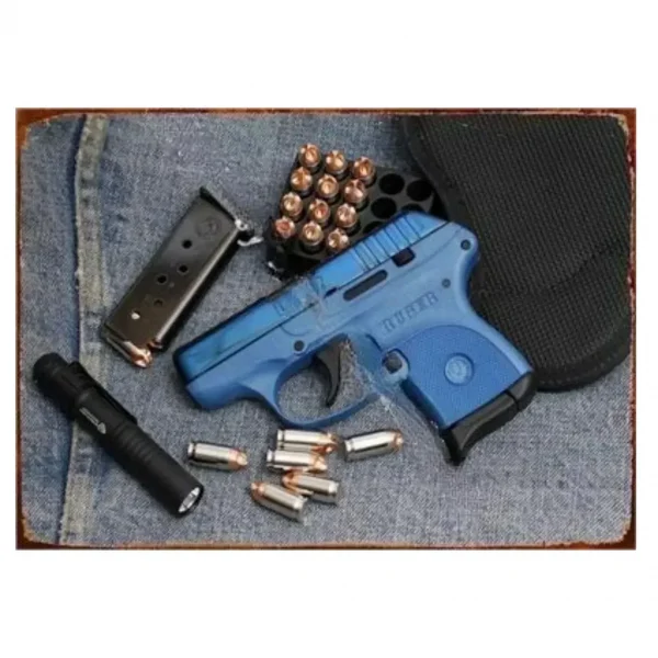 ديكور معدني ثنائي الأبعاد علامات معدنية مسدس مصممة بشكل رائع: تجسد الرقي العسكري، هذه هي ديكور الحائط المثالي