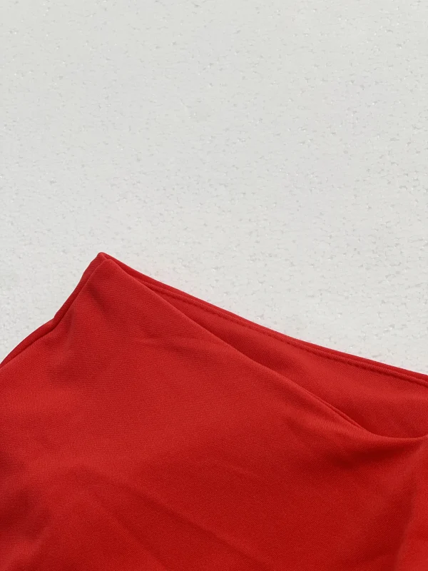 فستان نسائي للربيع والصيف أحمر على شكل حرف V وأكمام قصيرة وخصر مكشكش وواسع للحفلات المسائية