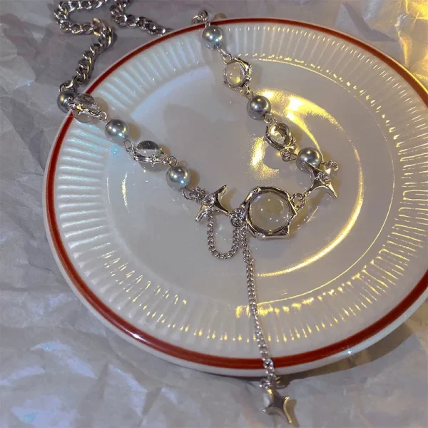 طقم أساور ذهبية اللون على شكل حرف C عتيق بسيط من المعدن مع فتحة قابلة للتعديل للنساء 2024 مجوهرات عصرية عالية الجودة هدايا