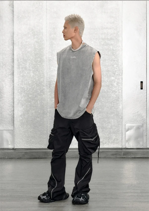 Mauroicardi ربيع الخريف السراويل البضائع السوداء الرائعة للرجال مع جيوب كبيرة طويلة زيبر الفاخرة مصمم الملابس السراويل موضة 2023