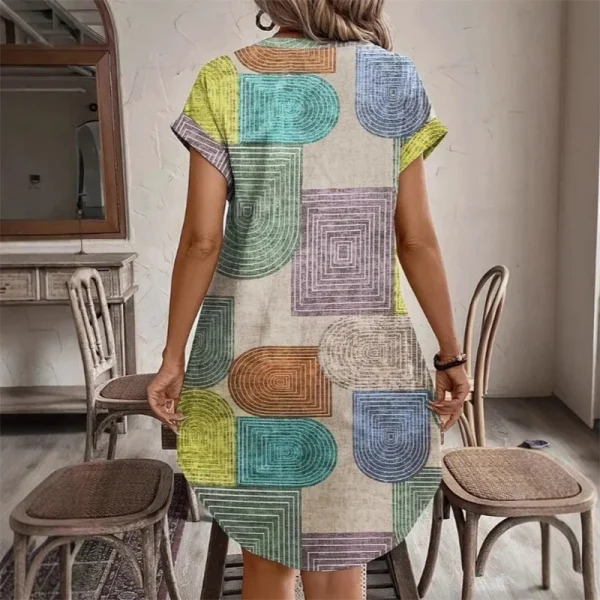 2025 ملابس نسائية أوروبية وأمريكية التجارة الخارجية أمازون صيفي بطباعة هندسية أنيقة على شكل حرف V وأزرار لأعلى