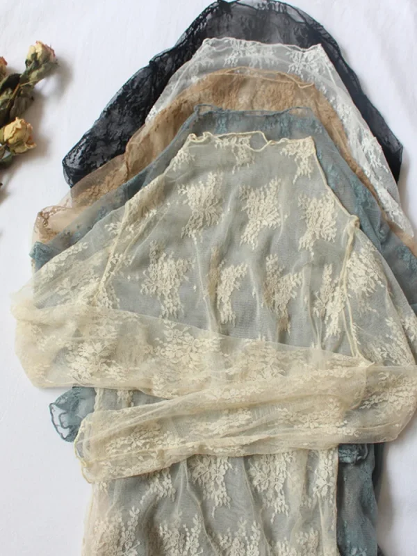 قميص داخلي من الدانتيل برقبة عالية لخريف وشتاء جديد للسيدات، قميص شبكي خشبي راقي وأنيق