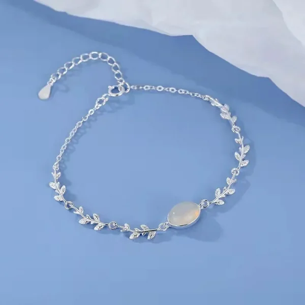 طقم أساور ذهبية اللون على شكل حرف C عتيق بسيط من المعدن مع فتحة قابلة للتعديل للنساء 2024 مجوهرات عصرية عالية الجودة هدايا