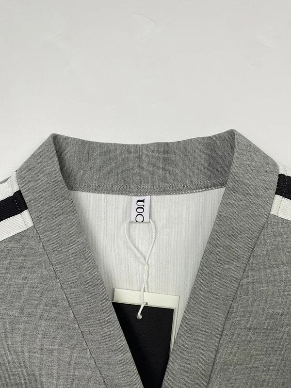 سترة غير رسمية بأكمام راجلان من Krisstargirls للنساء لربيع وخريف 2025 بأكمام طويلة وفتحة رقبة على شكل V ملابس رياضية خارجية غير رسمية