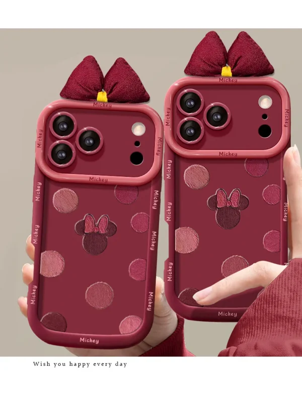 حافظة هاتف ميكي ماوس بولكا دوت بو 2024 السنة الجديدة متوافقة مع آيفون 15 برو ماكس آيفون 16 غطاء حماية من السيليكون