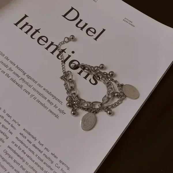 طقم أساور ذهبية اللون على شكل حرف C عتيق بسيط من المعدن مع فتحة قابلة للتعديل للنساء 2024 مجوهرات عصرية عالية الجودة هدايا