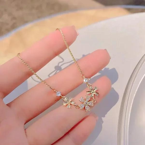 طقم أساور ذهبية اللون على شكل حرف C عتيق بسيط من المعدن مع فتحة قابلة للتعديل للنساء 2024 مجوهرات عصرية عالية الجودة هدايا