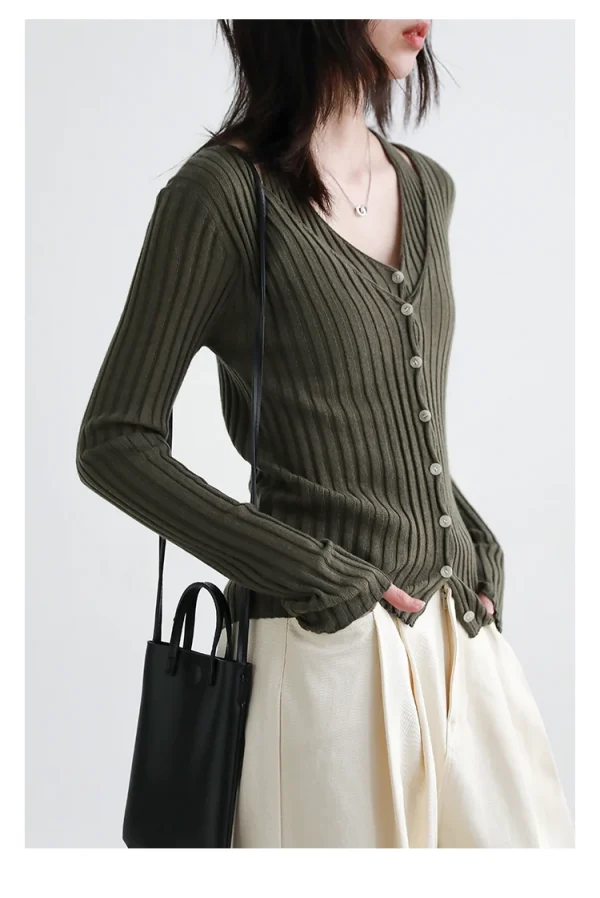 شيك فين سترة نسائية عصرية ريترو جديدة بياقة على شكل حرف v سترة محبوكة مخططة بقصة ضيقة وأكمام طويلة سترة نسائية لربيع وخريف 2025