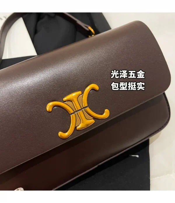 حقيبة كتف مكعبة الشكل، مربعة الشكل مدمجة مع سلسلة مصقولة، تصميم متعدد الاستخدامات للحمل في اتجاهين، مظهر جديد لعام 2026