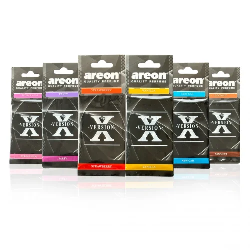 معطرات هواء السيارة عالية الجودة [الشكل X]، والتي يمكن استخدامها كزينة لمرايا الرؤية الخلفية للسيارة، متوفرة في مجموعات