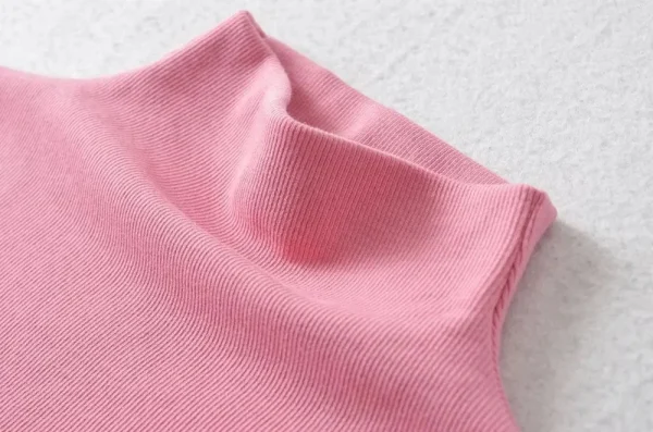 تي شيرت نسائي صيفي مثير بياقة مدورة بدون أكمام تي شيرت علوي سادة ضيق مناسب بلوفرات كاجوال تي شيرت نسائي أساسيات ملابس الشارع تي شيرت