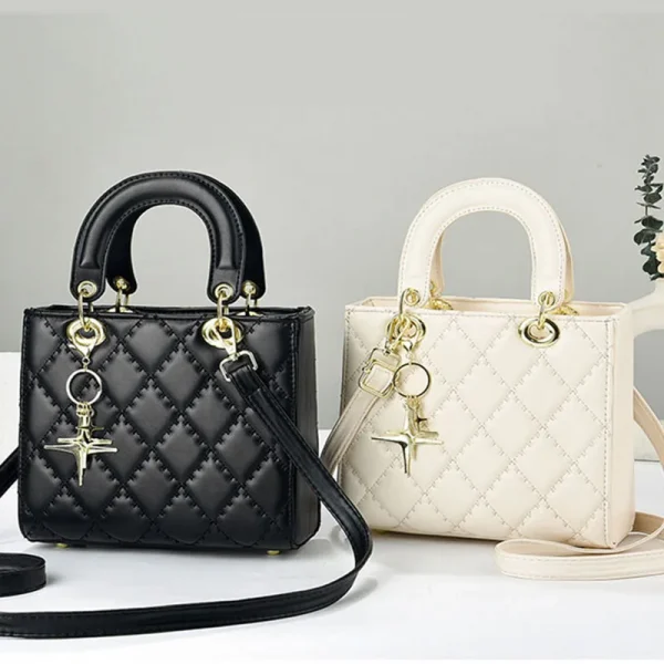 حقائب كتف نسائية جديدة لعام 2025 حقائب كتف نسائية فاخرة ذات تصميم كبير حقيبة كروس عصرية ذات سعة كبيرة