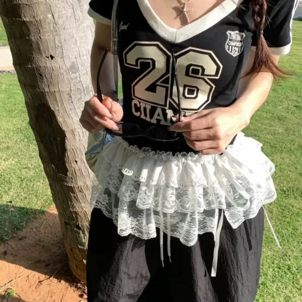 تنورة نسائية كورية Y2K من الدانتيل ذات طبقات صغيرة ملابس خروج بأربطة وكشكشة هاراجوكو عالية الخصر بطيات للسيدات تنانير جوبي ملابس