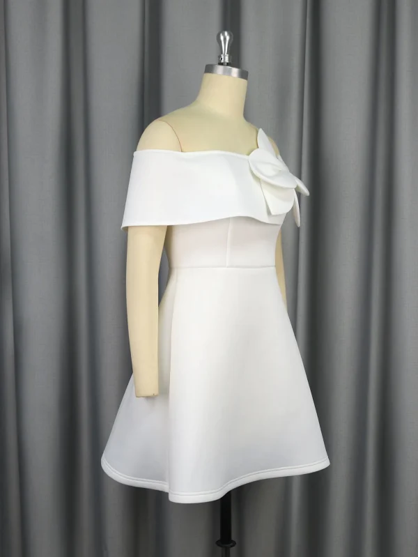 أزياء نسائية أمريكية أوروبية فستان أبيض بلون صلب برقبة مائلة على شكل حرف A بطول الركبة أنيق كاجوال عصري ملابس نسائية