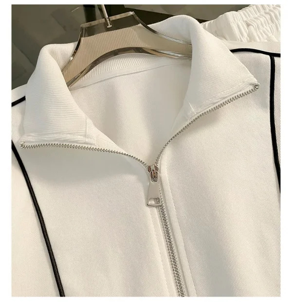 مجموعة ملابس رياضية نسائية ذات ألوان مختلفة لربيع وخريف