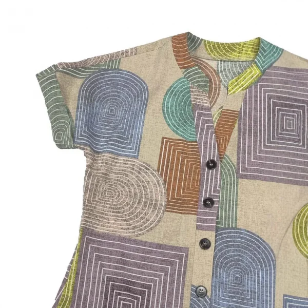 2025 ملابس نسائية أوروبية وأمريكية التجارة الخارجية أمازون صيفي بطباعة هندسية أنيقة على شكل حرف V وأزرار لأعلى