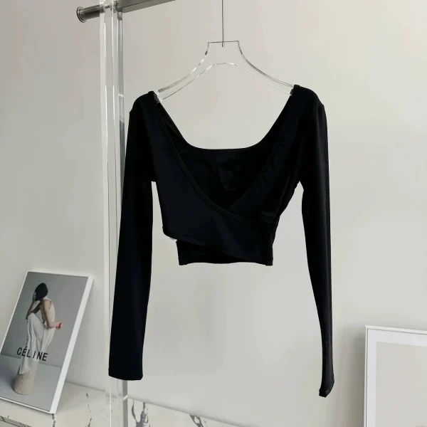 منصات الصدر الثابتة عبرت الظهر ملابس اليوغا ضيقة التخسيس الرياضة بأكمام طويلة تشغيل بولا اللياقة البدنية الملابس بلايز قمصان