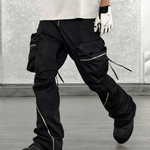 Mauroicardi ربيع الخريف السراويل البضائع السوداء الرائعة للرجال مع جيوب كبيرة طويلة زيبر الفاخرة مصمم الملابس السراويل موضة 2023