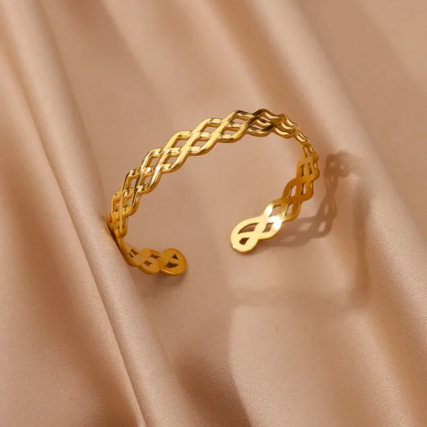 أساور من الفولاذ المقاوم للصدأ للنساء باللون الذهبي بنقشة هندسية سوار مفتوح قديم المجوهرات النسائية