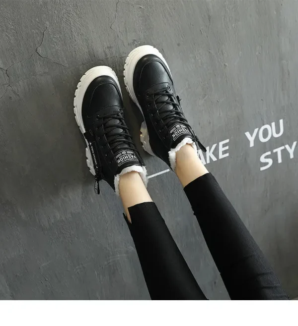 أحذية رياضية نسائية شتوية برباط للكاحل أحذية نسائية بكعب مسطح أحذية تشيلسي أو أنبوب لمواسم الخريف والربيع