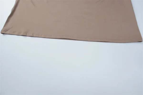 فستان طويل مثير مكشكش بأكمام طويلة للنساء لخريف وشتاء جديد غير منتظم بياقة دائرية وخصر عالٍ فستان حفلات للنوادي للسيدات