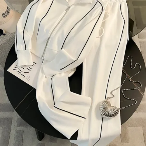 مجموعة ملابس رياضية نسائية ذات ألوان مختلفة لربيع وخريف