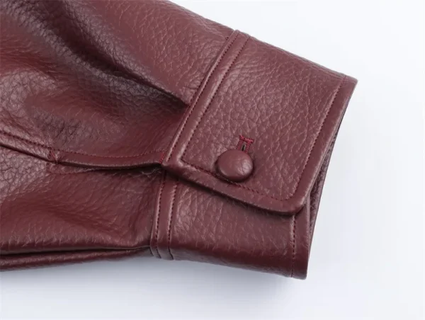 سترة نسائية لخريف 2025 جديدة باللون الأسود بأكمام طويلة من الجلد الصناعي بتصميم دراجة نارية