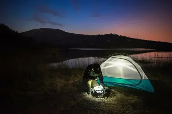 100000LM السوبر مشرق مصباح يدوي LED قابلة للشحن الشعلة طويلة المدى التكتيكية مصباح للخارجية مقاوم للماء التخييم الصيد فانوس