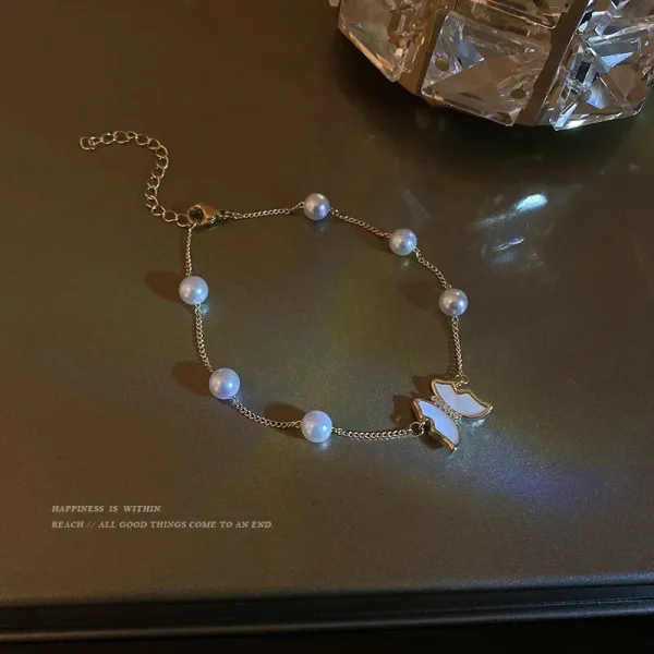 طقم أساور ذهبية اللون على شكل حرف C عتيق بسيط من المعدن مع فتحة قابلة للتعديل للنساء 2024 مجوهرات عصرية عالية الجودة هدايا