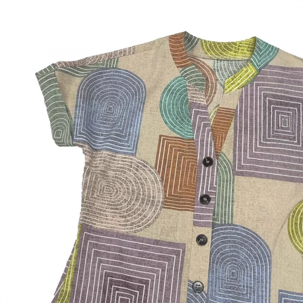 2025 ملابس نسائية أوروبية وأمريكية التجارة الخارجية أمازون صيفي بطباعة هندسية أنيقة على شكل حرف V وأزرار لأعلى