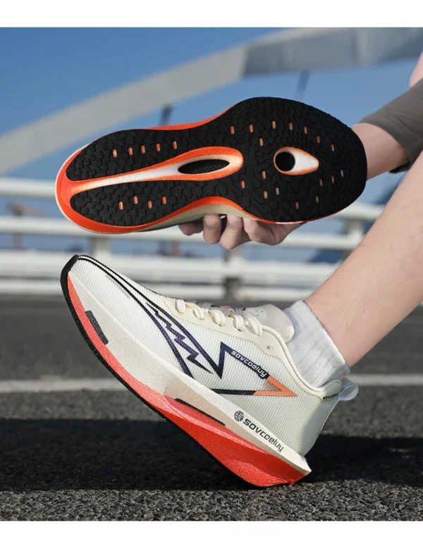 أحذية الجري المصنوعة من الكربون المتخصصة في الماراثون للرجال رياضية قابلة للتنفس وخفيفة الوزن للنساء أحذية رياضية مريحة مضادة للانزلاق