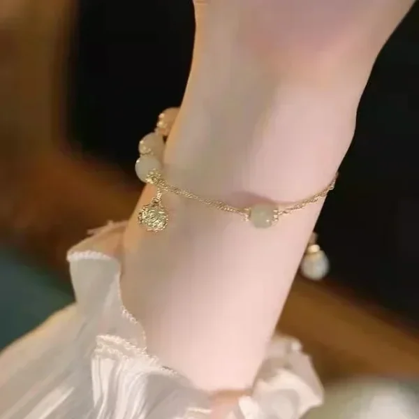 طقم أساور ذهبية اللون على شكل حرف C عتيق بسيط من المعدن مع فتحة قابلة للتعديل للنساء 2024 مجوهرات عصرية عالية الجودة هدايا