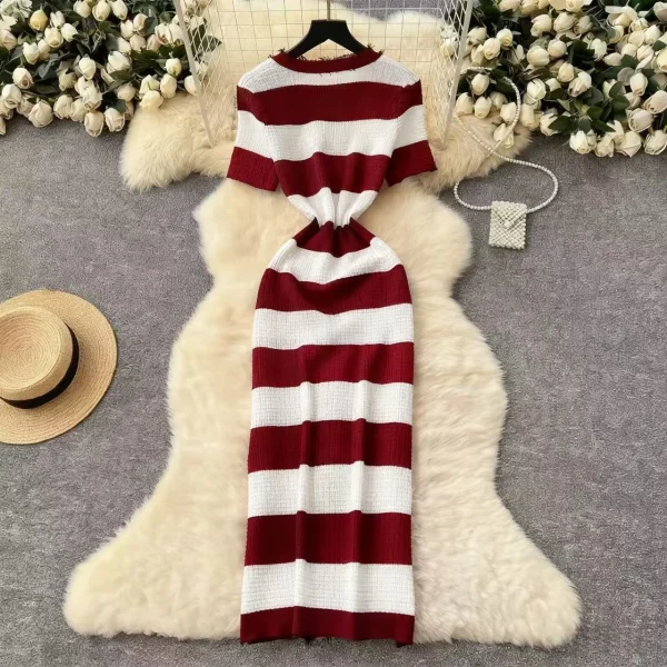 فستان نسائي أنيق مخطط برقبة على شكل حرف V صيفي بأكمام قصيرة ومتماسك بشرابة فساتين ضيقة للنساء