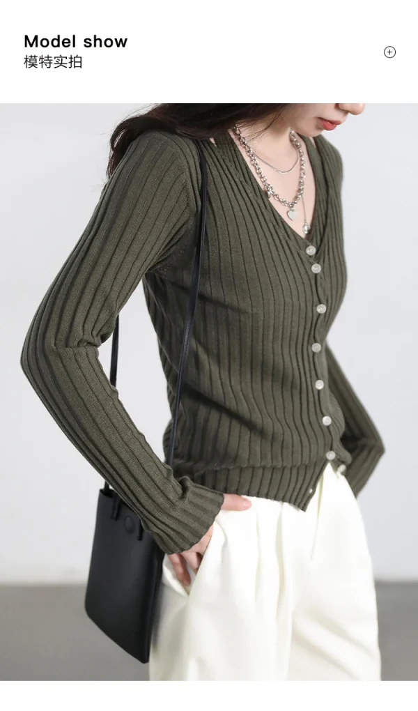 شيك فين سترة نسائية عصرية ريترو جديدة بياقة على شكل حرف v سترة محبوكة مخططة بقصة ضيقة وأكمام طويلة سترة نسائية لربيع وخريف 2025