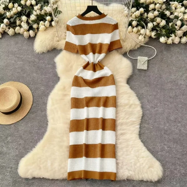 فستان نسائي أنيق مخطط برقبة على شكل حرف V صيفي بأكمام قصيرة ومتماسك بشرابة فساتين ضيقة للنساء