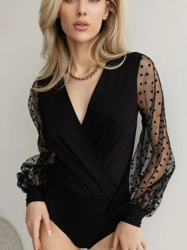 لباس ضيق نسائي للربيع/الصيف من القماش المطاطي وأكمام بالونية وياقة متقاطعة وأكمام طويلة وألواح شبكية