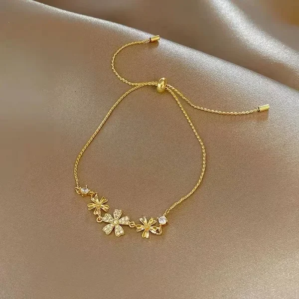 طقم أساور ذهبية اللون على شكل حرف C عتيق بسيط من المعدن مع فتحة قابلة للتعديل للنساء 2024 مجوهرات عصرية عالية الجودة هدايا