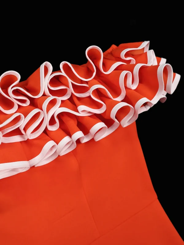 فستان عصري مكشكش مكشوف الأكتاف مع خصر مشدود، مقاس نحيف، فستان سهرة أنيق