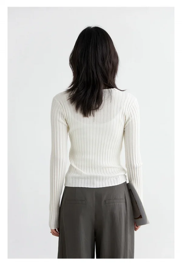 شيك فين سترة نسائية عصرية ريترو جديدة بياقة على شكل حرف v سترة محبوكة مخططة بقصة ضيقة وأكمام طويلة سترة نسائية لربيع وخريف 2025