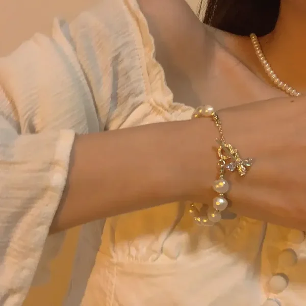 طقم أساور ذهبية اللون على شكل حرف C عتيق بسيط من المعدن مع فتحة قابلة للتعديل للنساء 2024 مجوهرات عصرية عالية الجودة هدايا