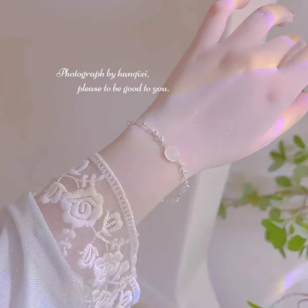 طقم أساور ذهبية اللون على شكل حرف C عتيق بسيط من المعدن مع فتحة قابلة للتعديل للنساء 2024 مجوهرات عصرية عالية الجودة هدايا